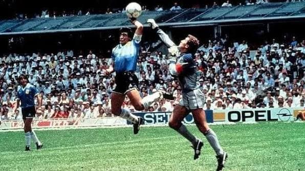 La mano de Dios (1986)